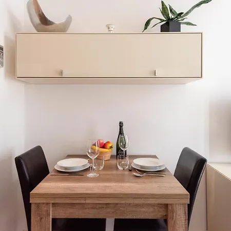 Apartmán 1-br In The Carre D'or Cannes